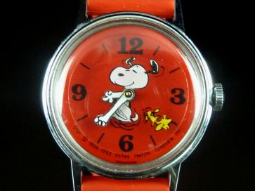 DANCING SNOOPY WATCH