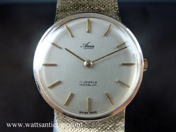 AVIA 9K GOLD WATCH 1978 