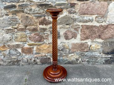 MAHOGANY TORCHERE