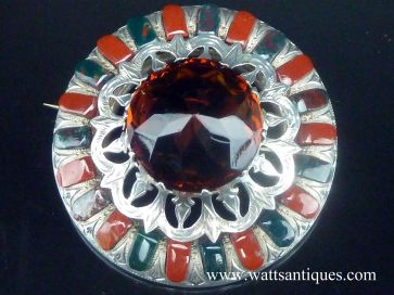  LARGE SCOTTISH PLAID BROOCH