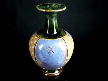 VINTAGE ROYAL DOULTON VASE
