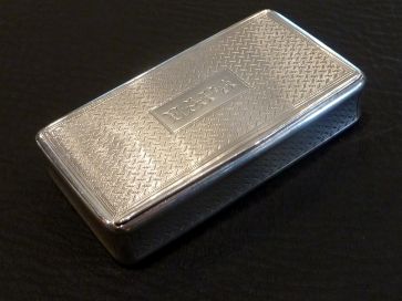 SILVER SNUFF BOX