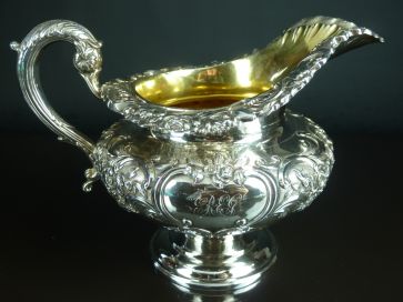 SOLID SILVER CREAM JUG EDINBURGH 1840