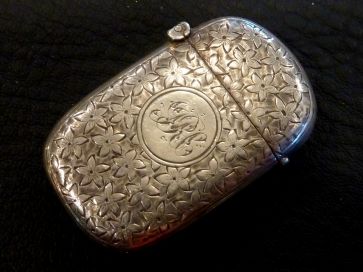 SMALL SILVER VESTA BOX